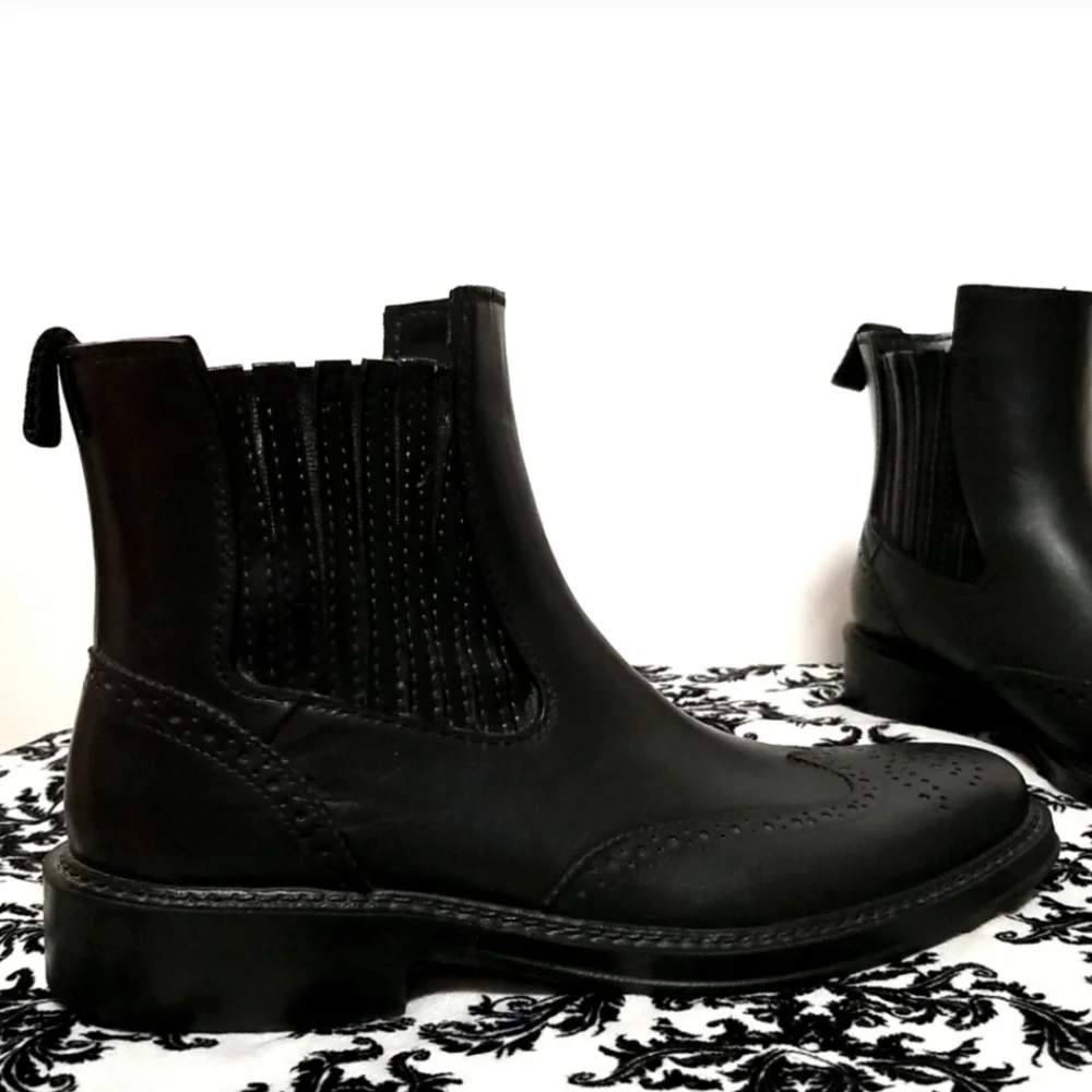 KENNETH COLE REACTION Men's Make A Splash Black Rain Shoe / Rainboots